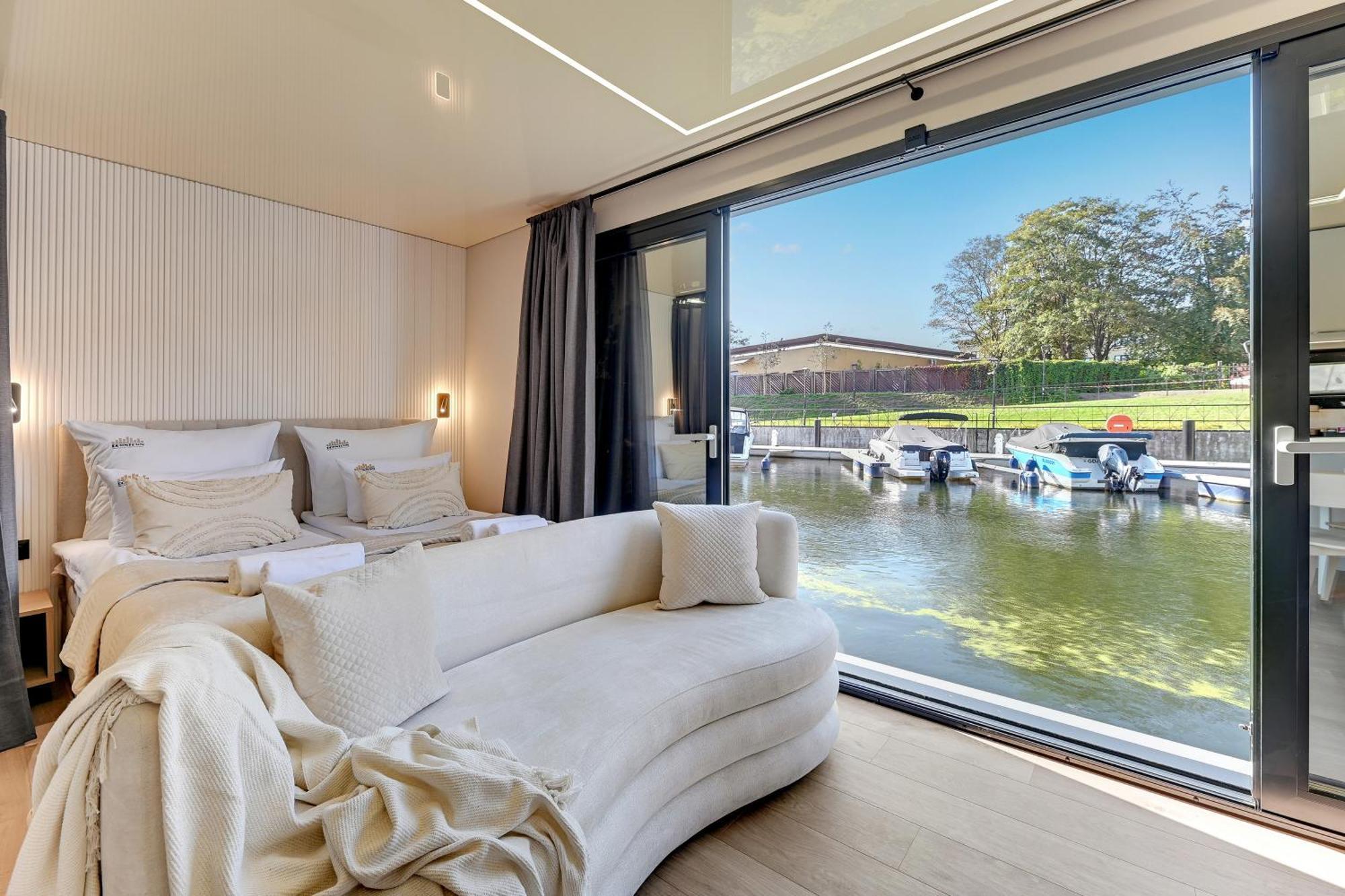 Domy Na Wodzie - La Mare Motlava Houseboats With Sauna By Downtown Apartments Gdańsk Kültér fotó