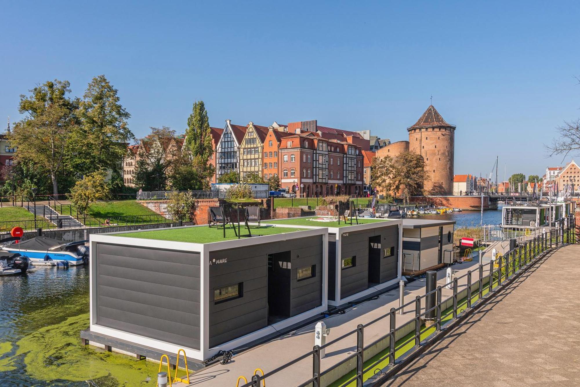 Domy Na Wodzie - La Mare Motlava Houseboats With Sauna By Downtown Apartments Gdańsk Kültér fotó