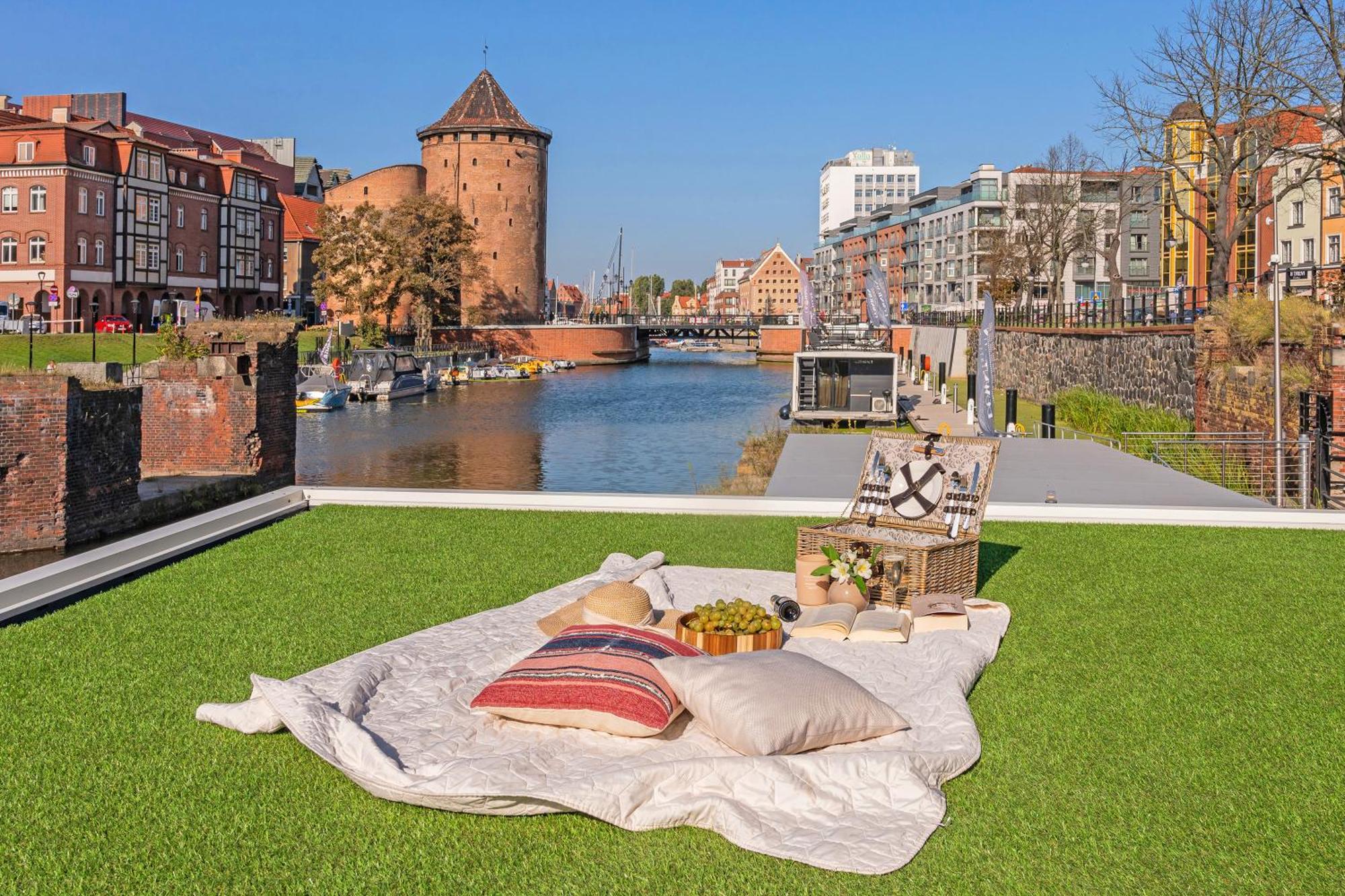 Domy Na Wodzie - La Mare Motlava Houseboats With Sauna By Downtown Apartments Gdańsk Kültér fotó